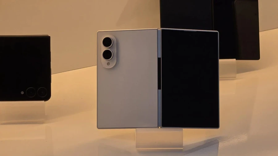 Лінійка Galaxy Fold8 побила рекорд Samsung – 1,44 млн передзамовлень у Південній Кореї