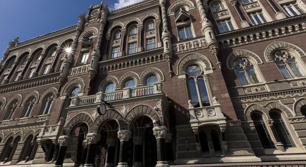 На ринку небанківських фінпослуг з’явилася нова компанія