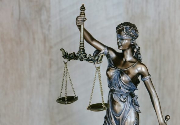 Безоплатна правнича допомога: консультація, адвокат і підтвердження права